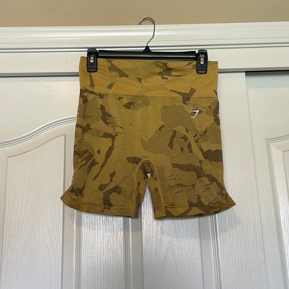 Gymshark Adapt Camo Seamless shorts